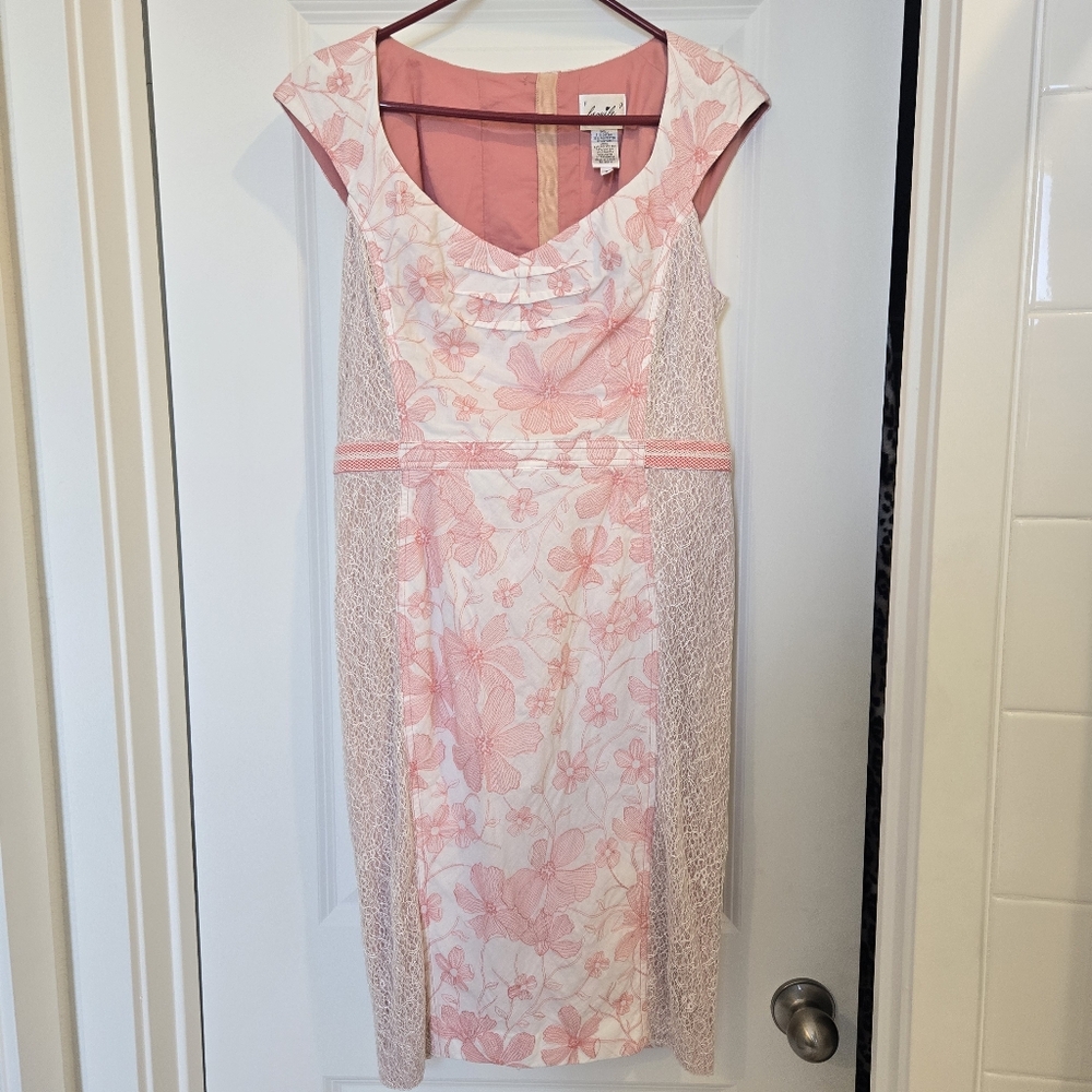 Beguile by Byron Lars Coral Lace Button-Back Sheath Dress size 8